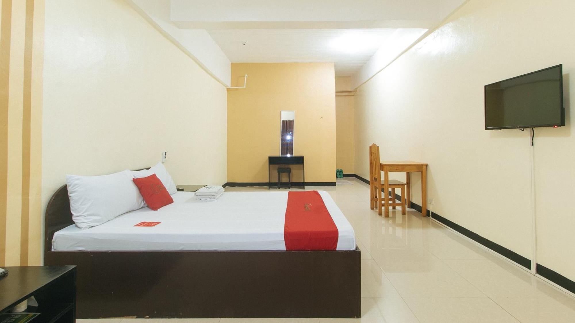 Reddoorz Near Sm City Muntinlupa San Pedro  Екстериор снимка