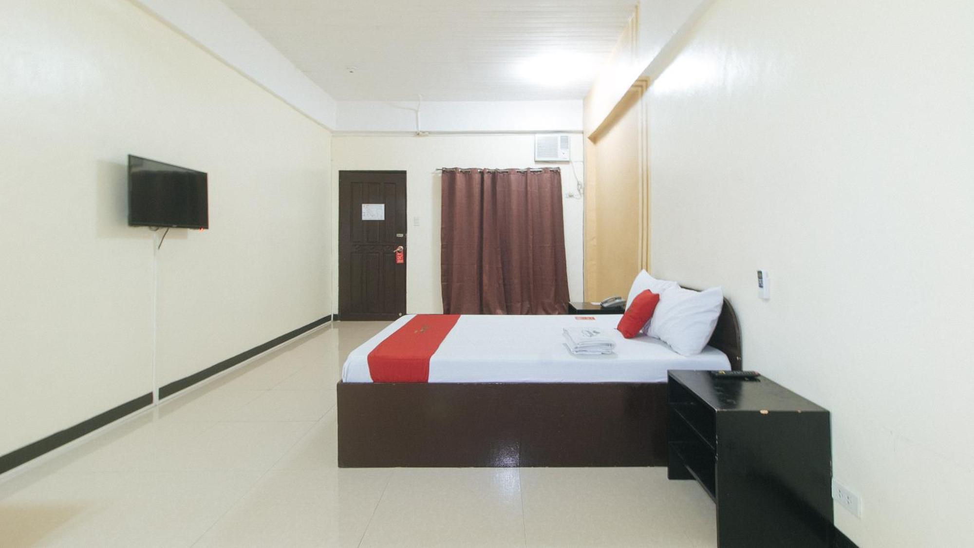 Reddoorz Near Sm City Muntinlupa San Pedro  Екстериор снимка
