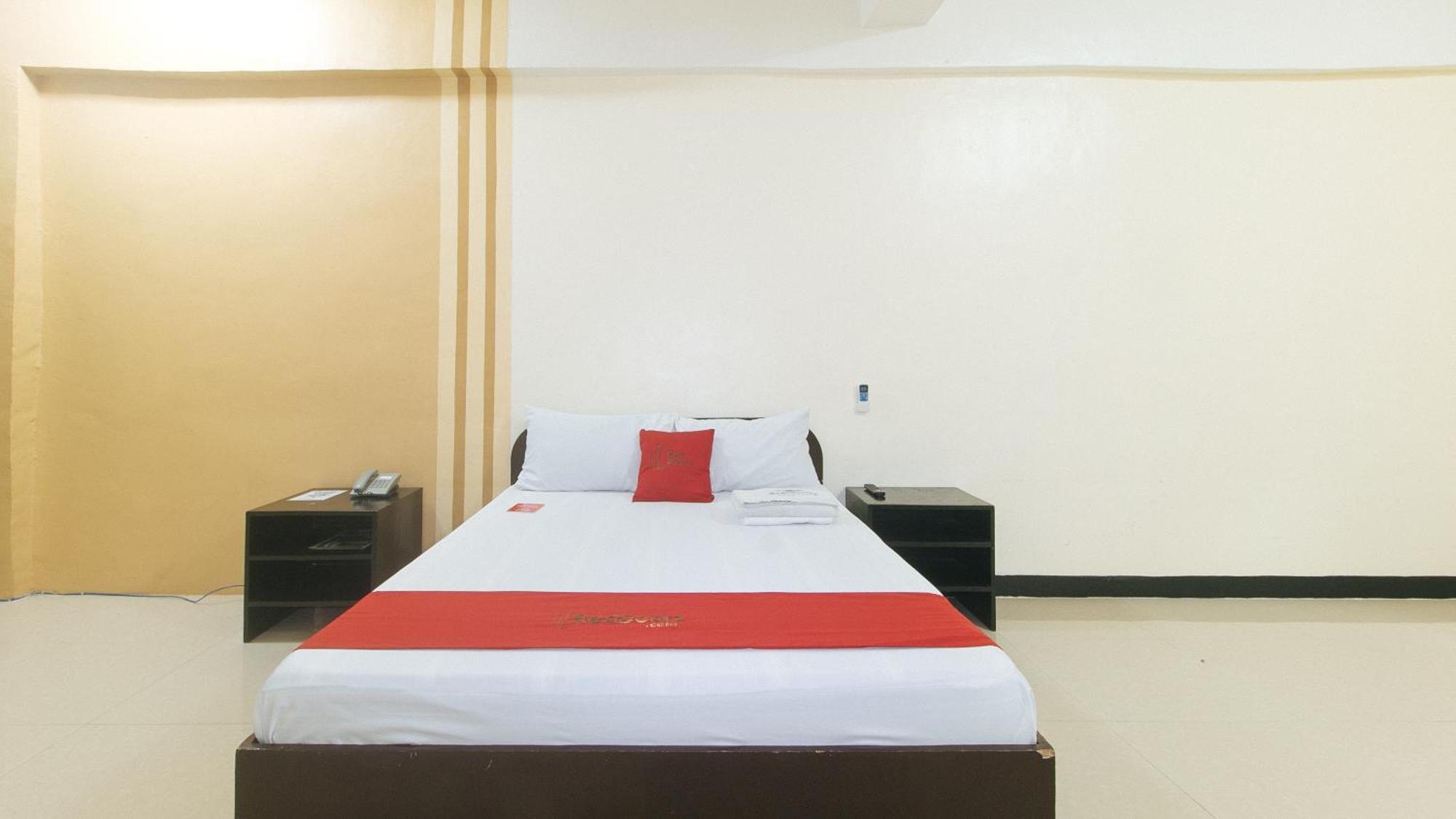 Reddoorz Near Sm City Muntinlupa San Pedro  Екстериор снимка